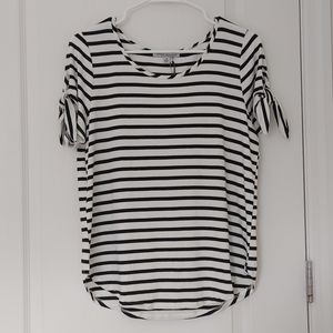 Green Envelope Soft Tie Sleeve Top Black White Stripes Medium